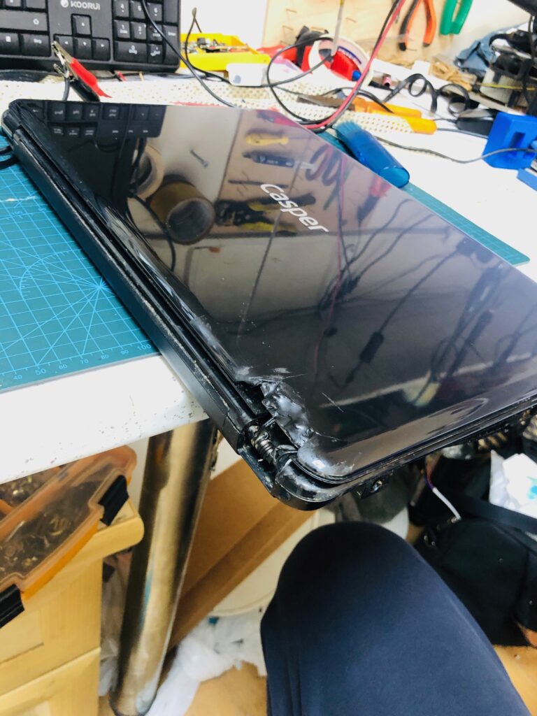 didim notebook menteşe onarımı